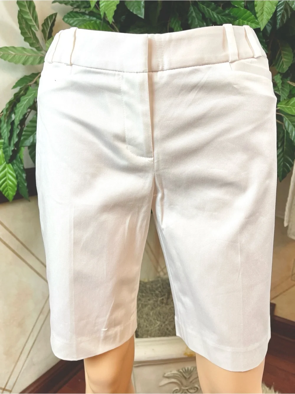 THE LIMITED WHITE 10” INSEAM SHORTS